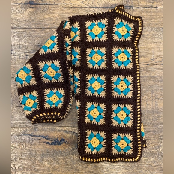 ✨SOLD✨ Handmade Cottagecore Crochet Cardigan - Picture 5 of 6